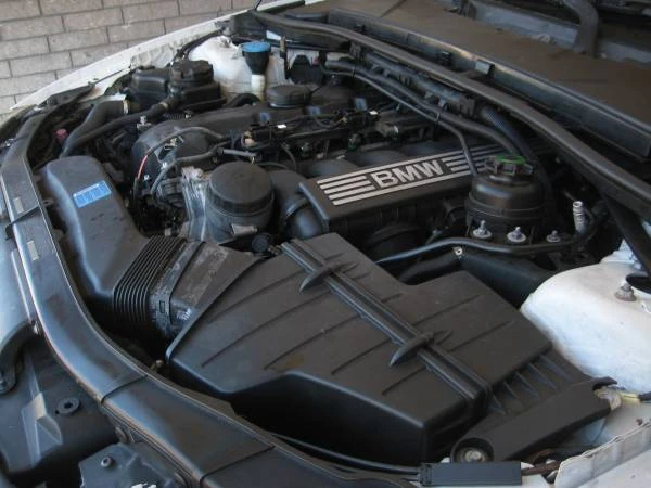 2011 BMW E90 3 Series Sedan - Image 20 of 20