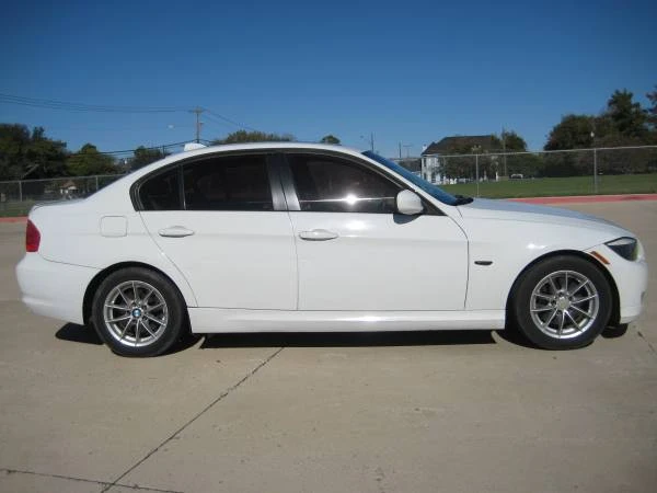 2011 BMW E90 3 Series Sedan - Image 7 of 20