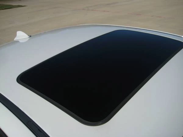 2011 BMW E90 3 Series Sedan - Image 17 of 20