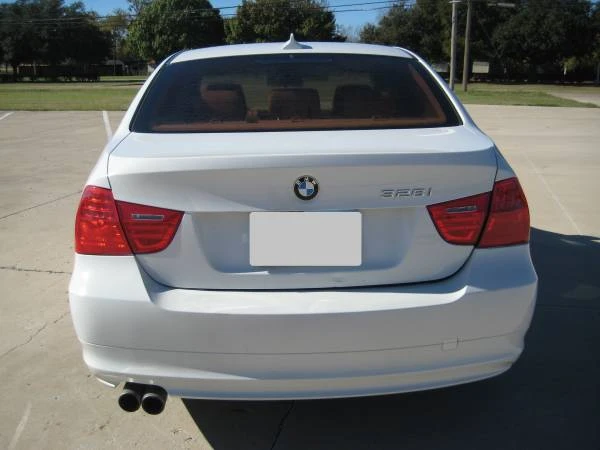 2011 BMW E90 3 Series Sedan - Image 4 of 20