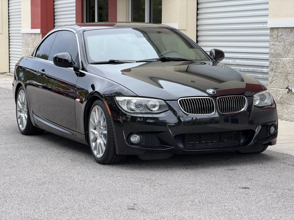 2011 BMW E93 3 Series Convertible - Image 22 of 31