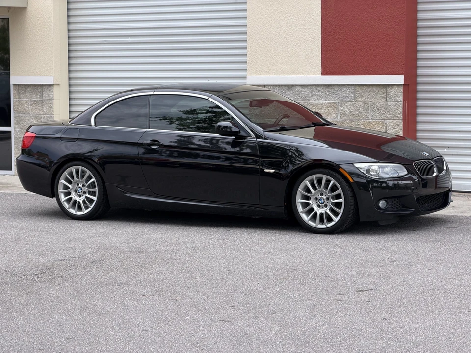 2011 BMW E93 3 Series Convertible - Image 25 of 31
