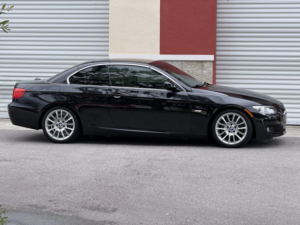 2011 BMW E93 3 Series Convertible - Image 27 of 31