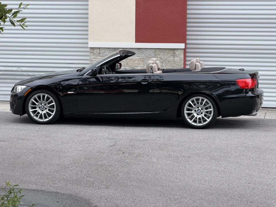 2011 BMW E93 3 Series Convertible - Image 15 of 31