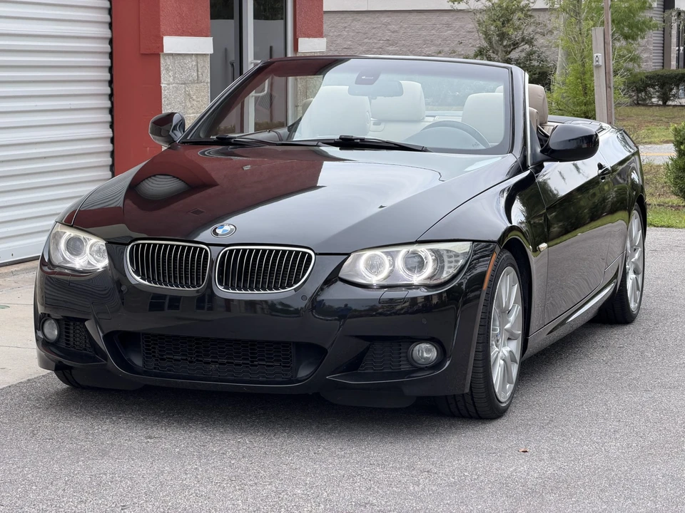 2011 BMW E93 3 Series Convertible - Image 21 of 31