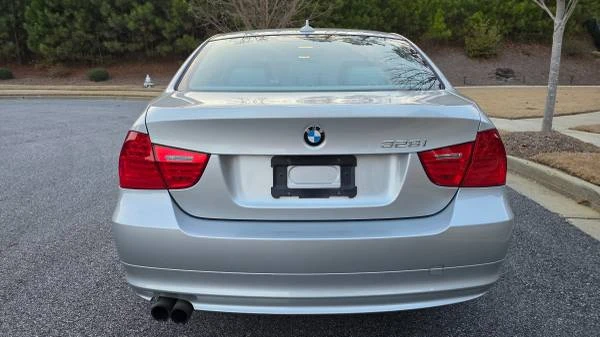 2011 BMW E90 3 Series Sedan - Image 4 of 21