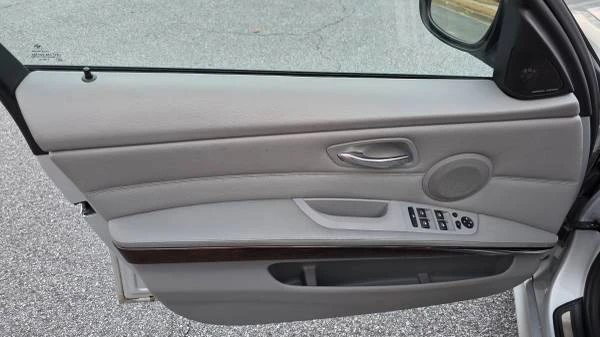 2011 BMW E90 3 Series Sedan - Image 10 of 21