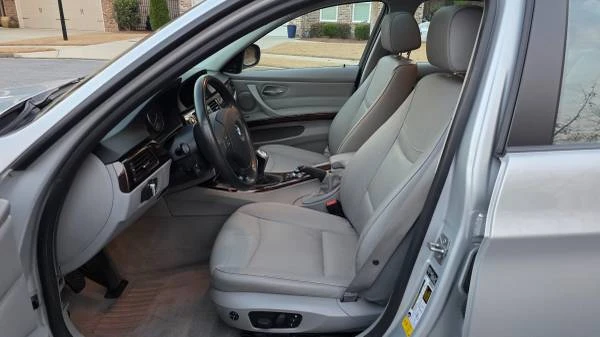 2011 BMW E90 3 Series Sedan - Image 12 of 21