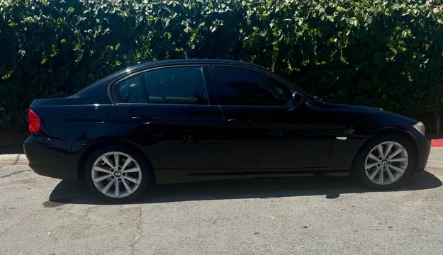 2011 BMW 328i Sedan