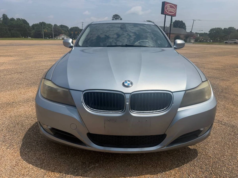 2011 BMW E90 3 Series Sedan - Image 8 of 21