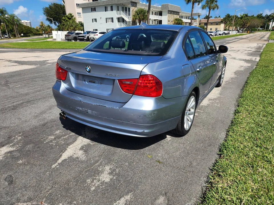 2011 BMW E90 3 Series Sedan - Image 7 of 18