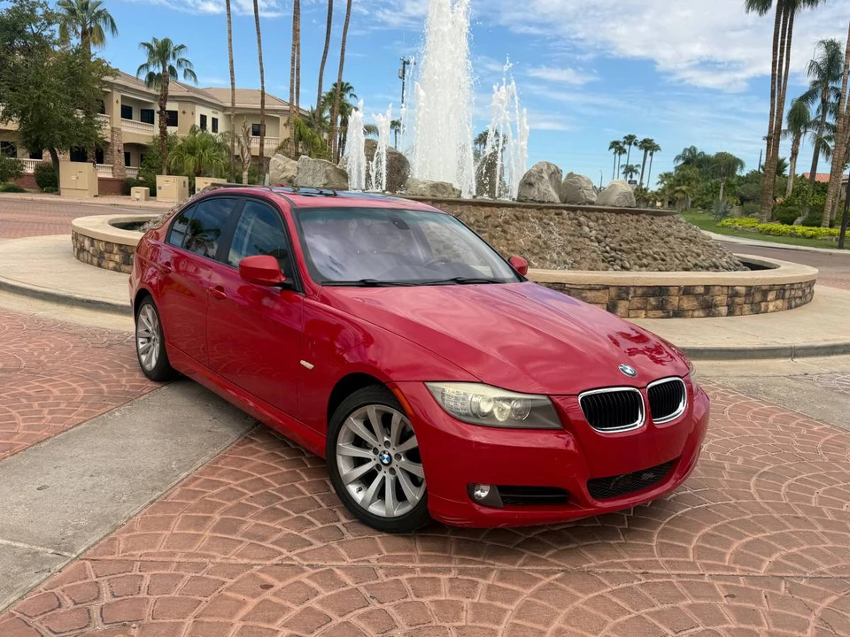 2011 BMW E90 3 Series Sedan - Image 17 of 22