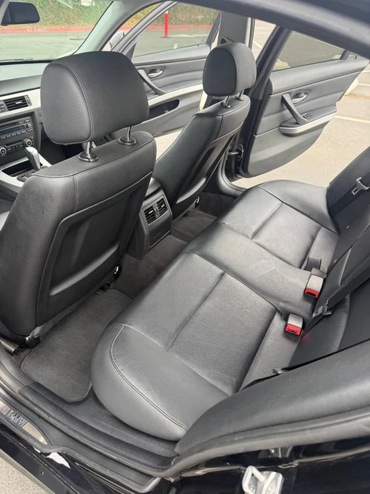 2011 BMW E90 3 Series Sedan - Image 10 of 13