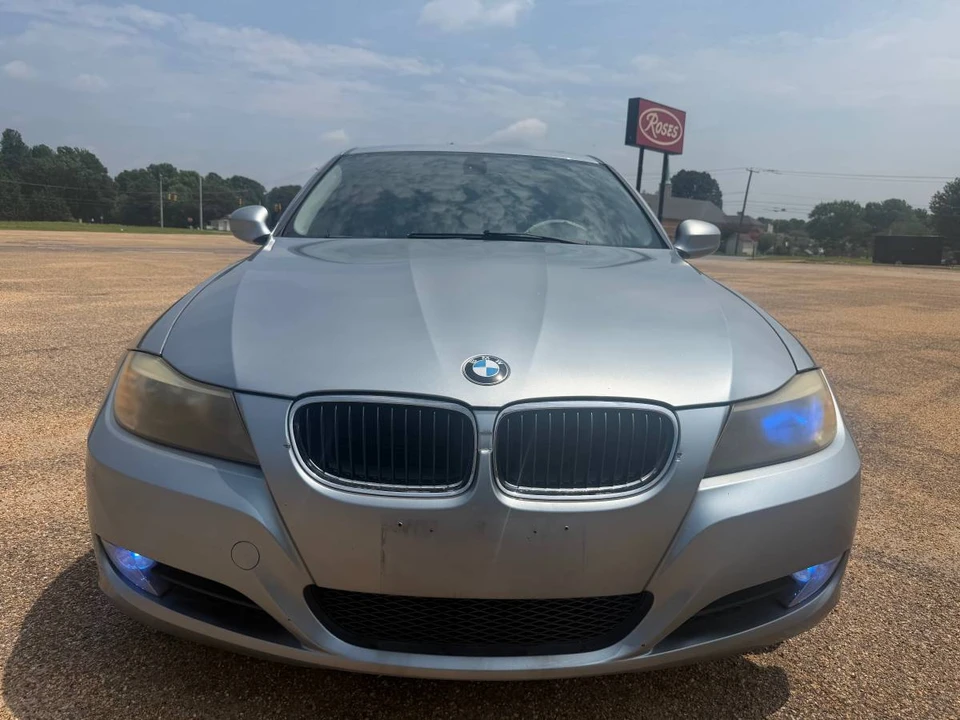 2011 BMW E90 3 Series Sedan - Image 9 of 21
