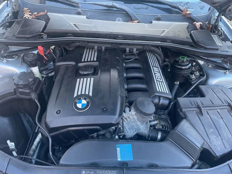 2011 BMW E90 3 Series Sedan - Image 21 of 21