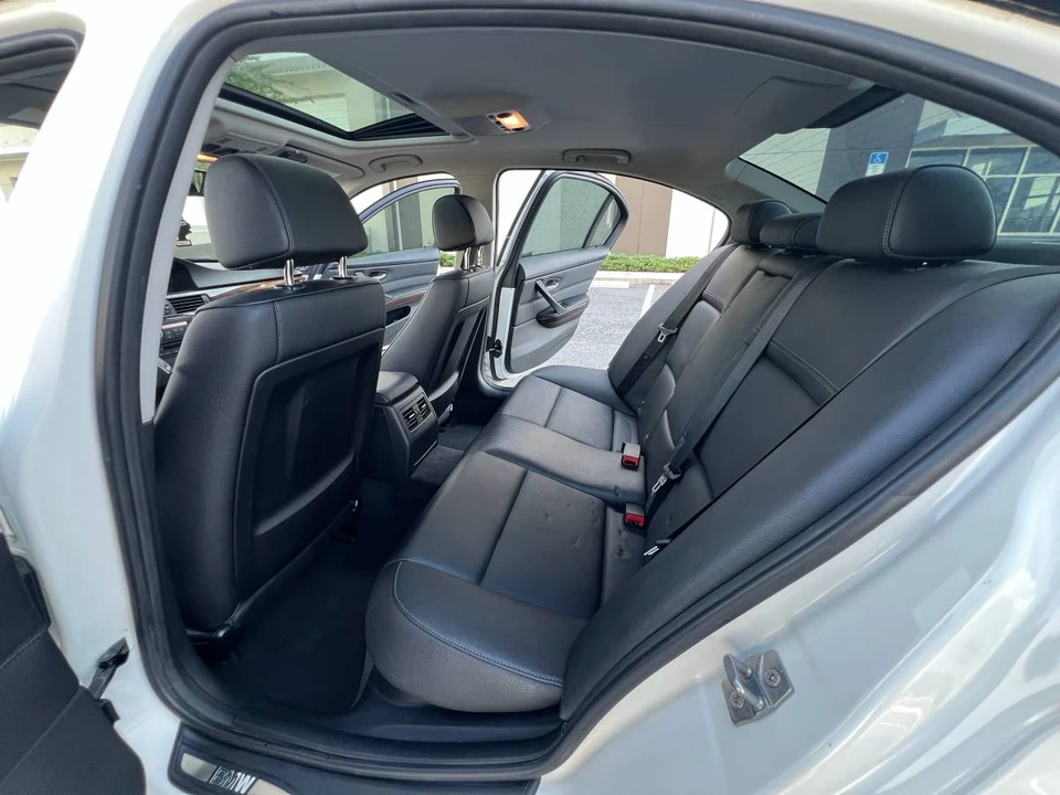 2011 BMW E90 3 Series Sedan - Image 6 of 18