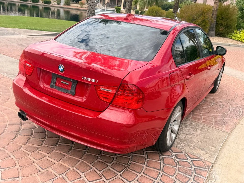 2011 BMW E90 3 Series Sedan - Image 15 of 22