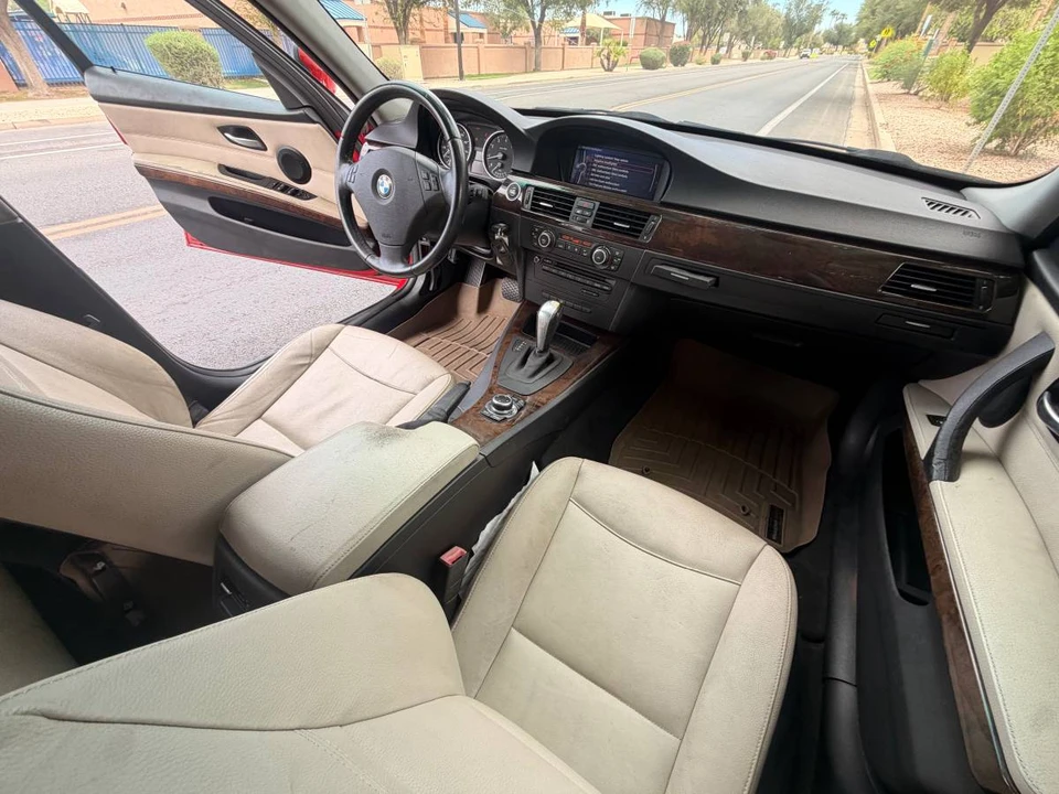 2011 BMW E90 3 Series Sedan - Image 19 of 22