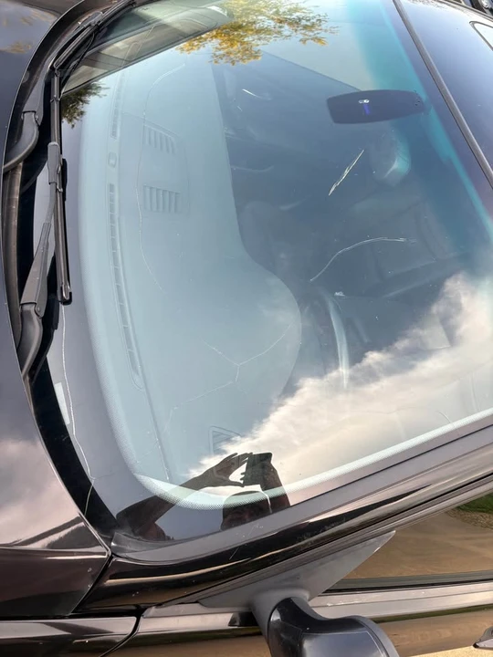 2011 BMW E90 3 Series Sedan - Image 7 of 7