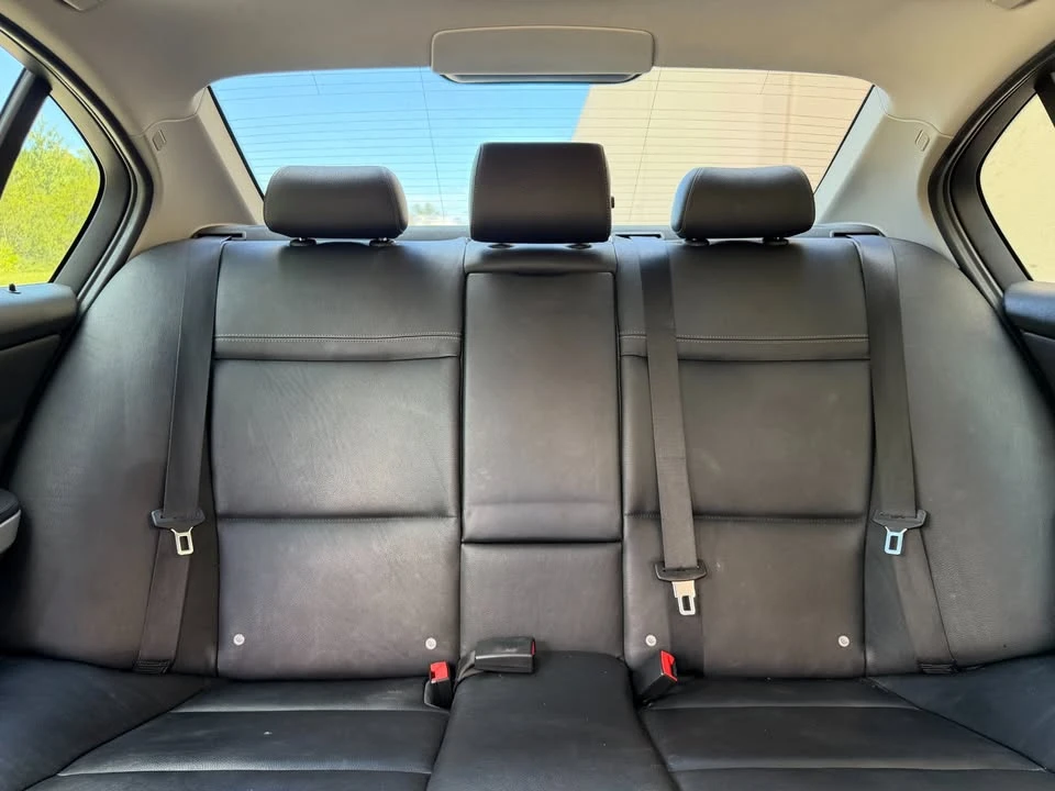 2011 BMW E90 3 Series Sedan - Image 14 of 20