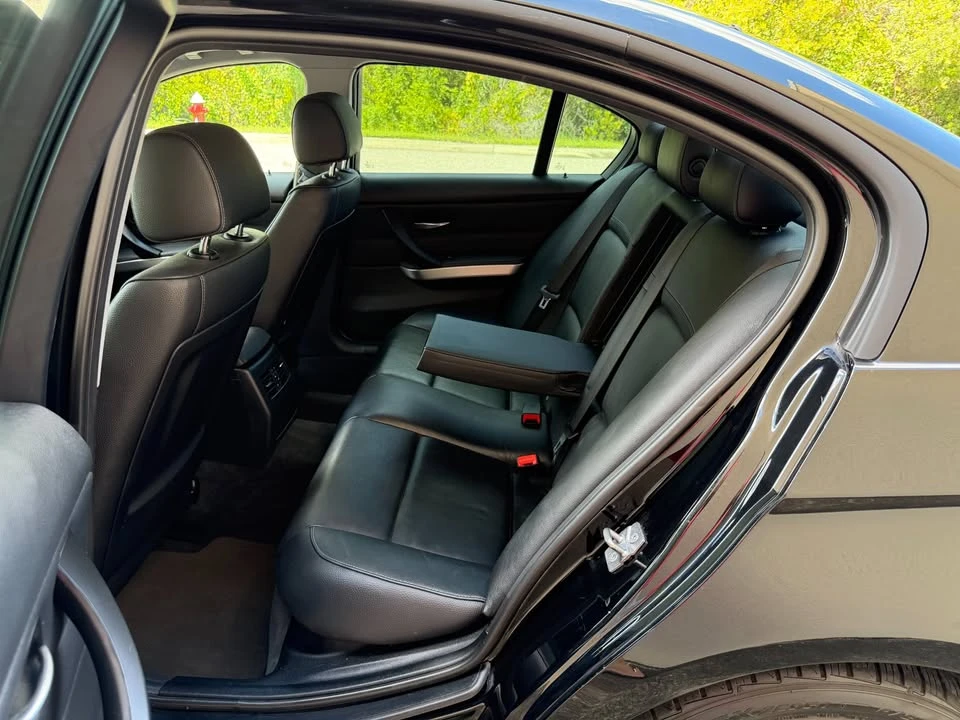 2011 BMW E90 3 Series Sedan - Image 11 of 20