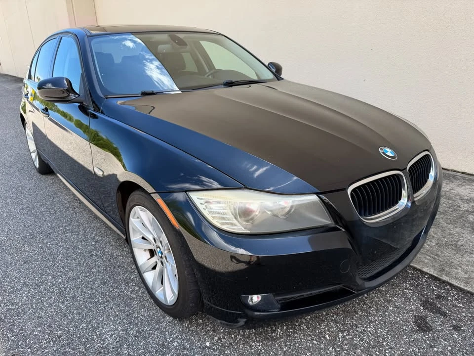 2011 BMW E90 3 Series Sedan - Image 3 of 20