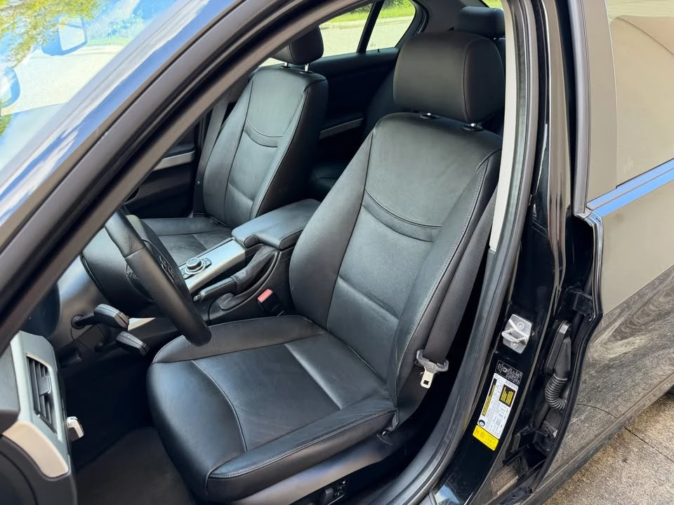 2011 BMW E90 3 Series Sedan - Image 10 of 20