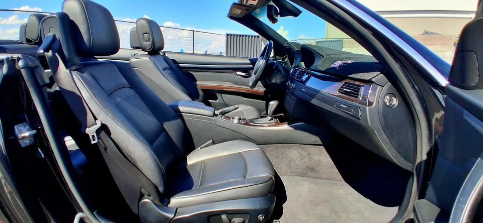 2011 BMW E90 3 Series Sedan - Image 10 of 18