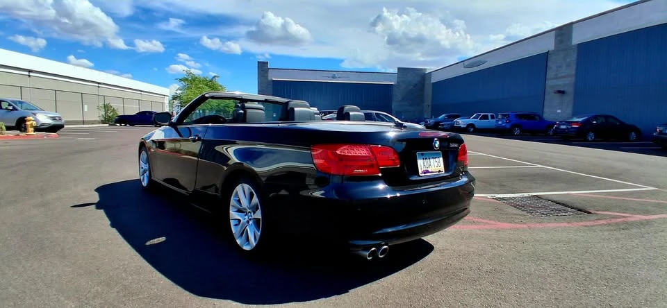 2011 BMW E90 3 Series Sedan - Image 7 of 18