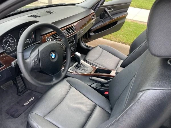 2011 BMW E90 3 Series Sedan - Image 12 of 20
