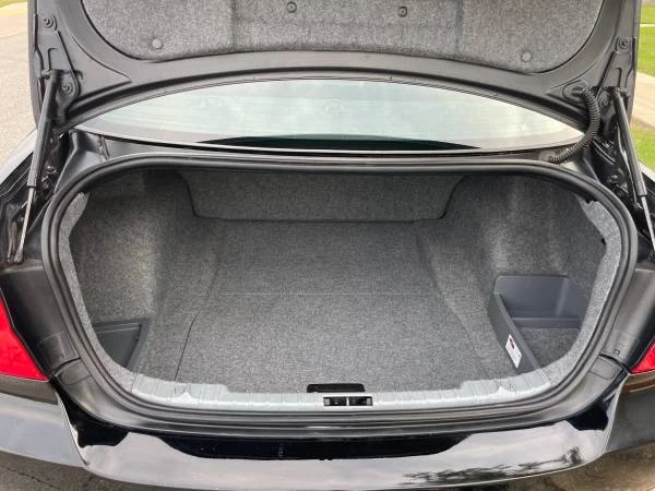 2011 BMW E90 3 Series Sedan - Image 18 of 20