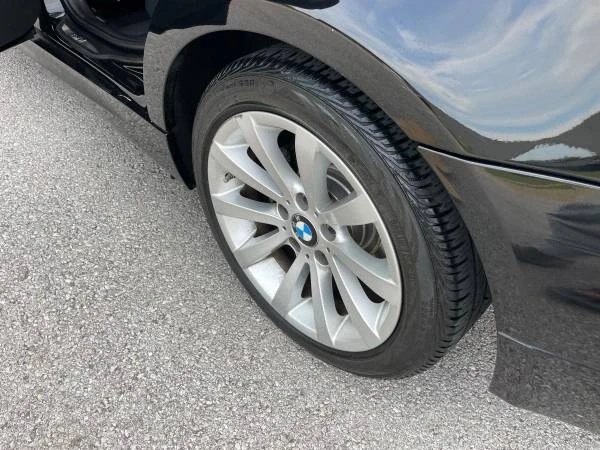 2011 BMW E90 3 Series Sedan - Image 17 of 20