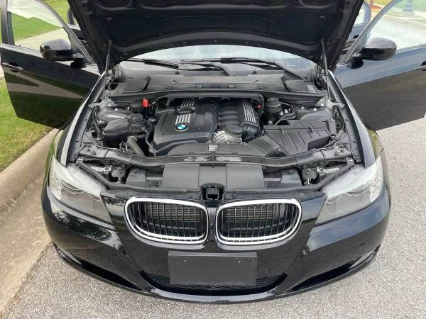 2011 BMW E90 3 Series Sedan - Image 19 of 20