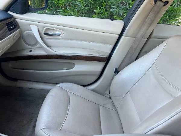 2011 BMW E90 3 Series Sedan - Image 7 of 11