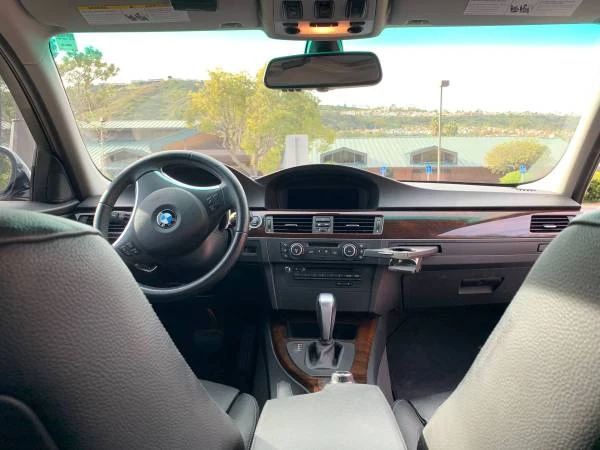2011 BMW E90 3 Series Sedan - Image 11 of 15
