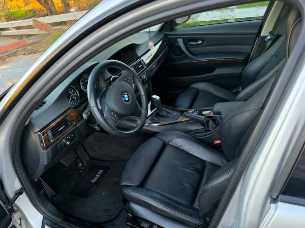 2011 BMW E90 3 Series Sedan - Image 6 of 15