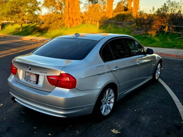 2011 BMW E90 3 Series Sedan - Image 5 of 15