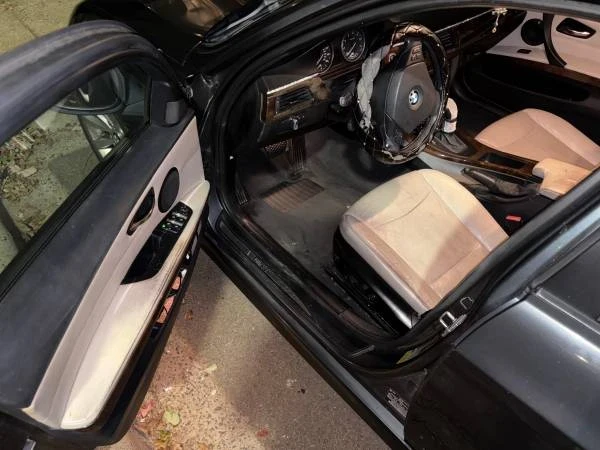 2011 BMW E90 3 Series Sedan - Image 10 of 13