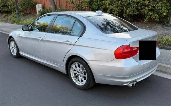 2011 BMW E90 3 Series Sedan - Image 4 of 5