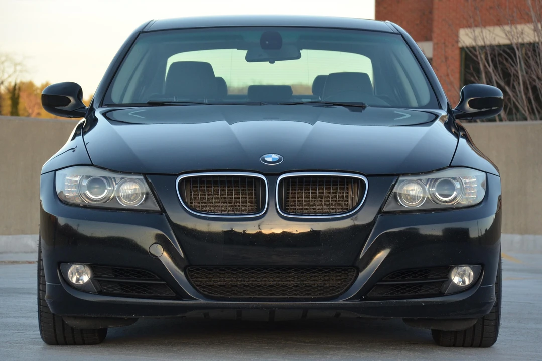 2011 BMW E90 3 Series Sedan - Image 2 of 21