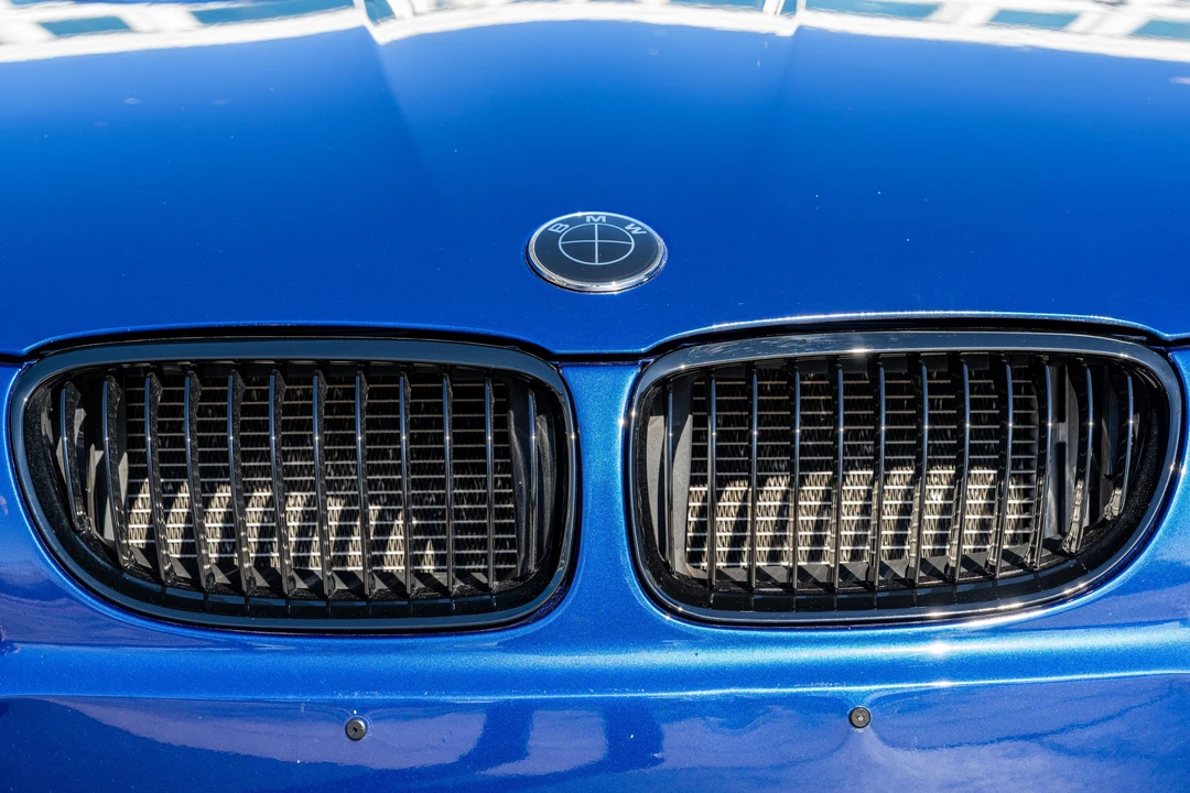 2011 BMW E90 3 Series Sedan - Image 12 of 31