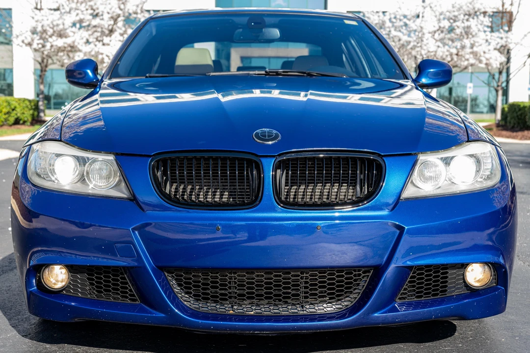 2011 BMW E90 3 Series Sedan - Image 6 of 31