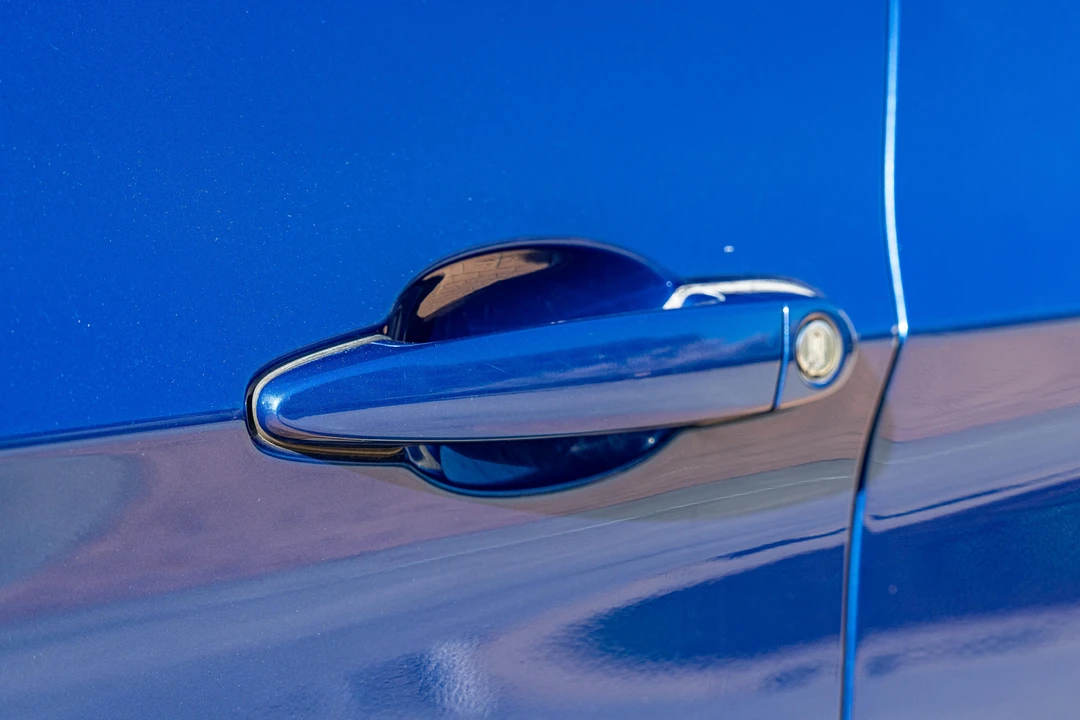 2011 BMW E90 3 Series Sedan - Image 21 of 31