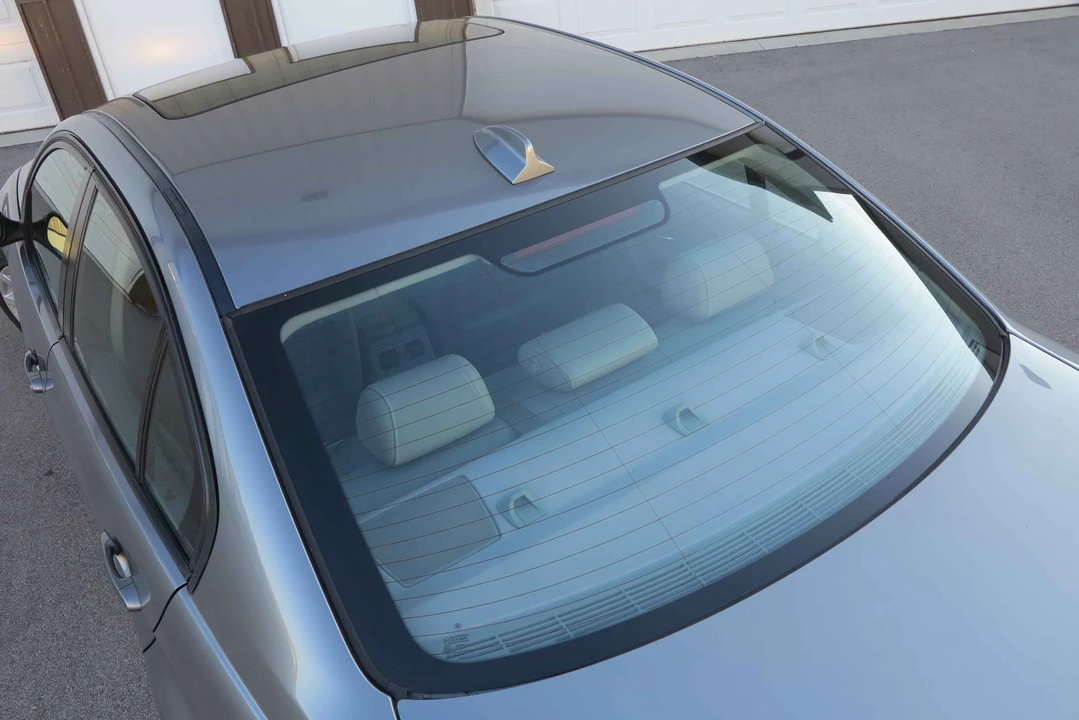 2011 BMW E90 3 Series Sedan - Image 29 of 31