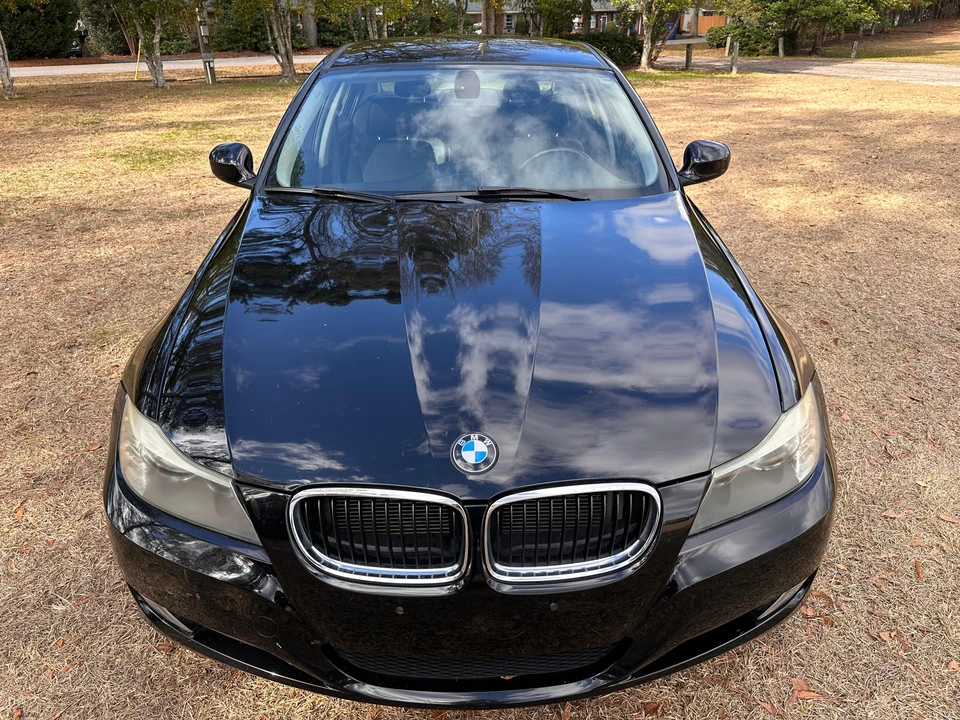 2011 BMW E90 3 Series Sedan - Image 6 of 31