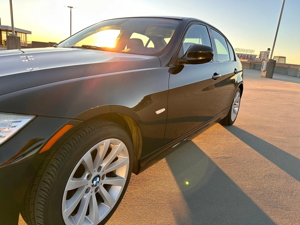 2011 BMW E90 3 Series Sedan - Image 31 of 31