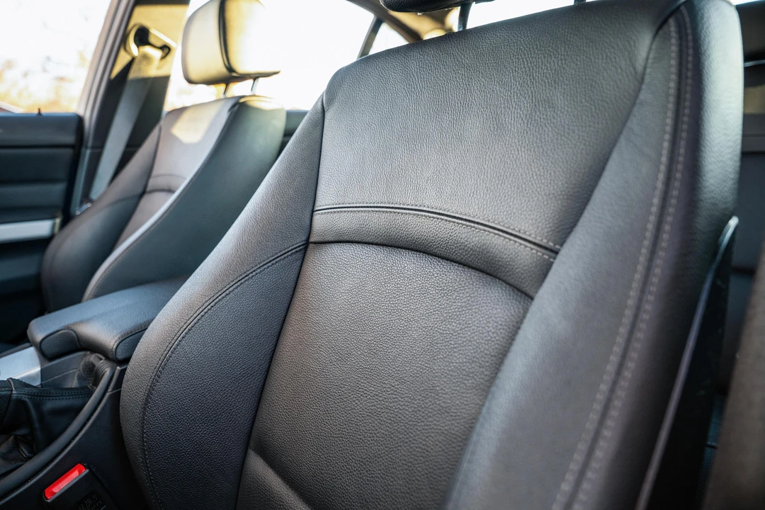 2011 BMW E90 3 Series Sedan - Image 29 of 31