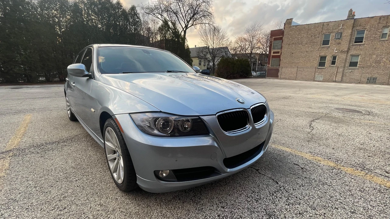 2011 BMW E90 3 Series Sedan - Image 31 of 31
