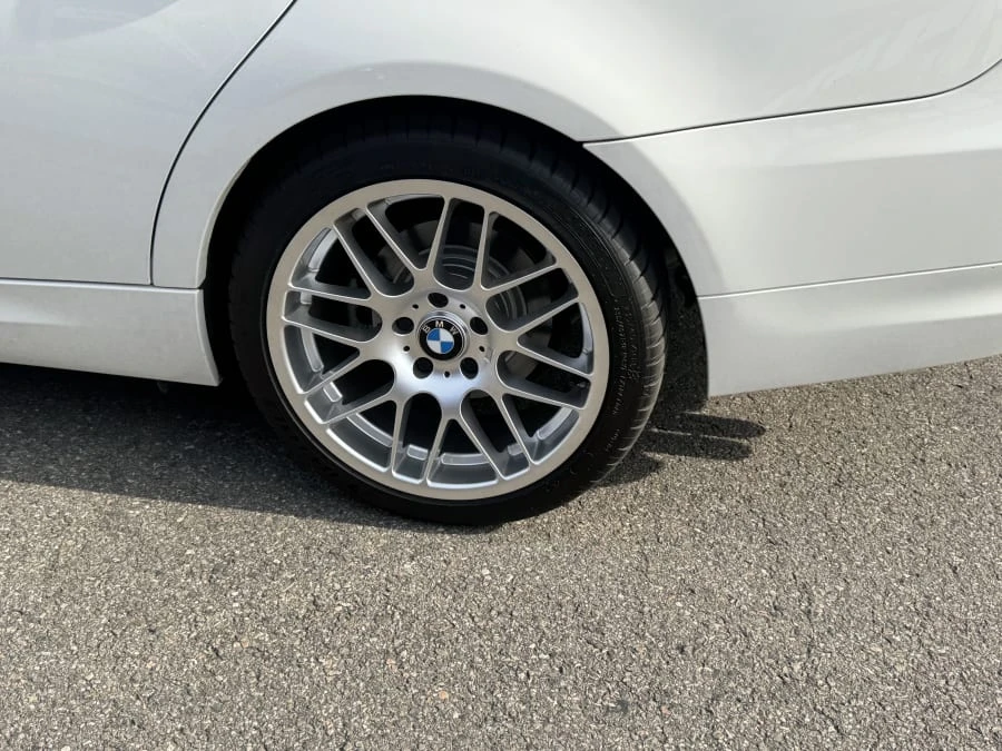2011 BMW E90 3 Series Sedan - Image 4 of 12