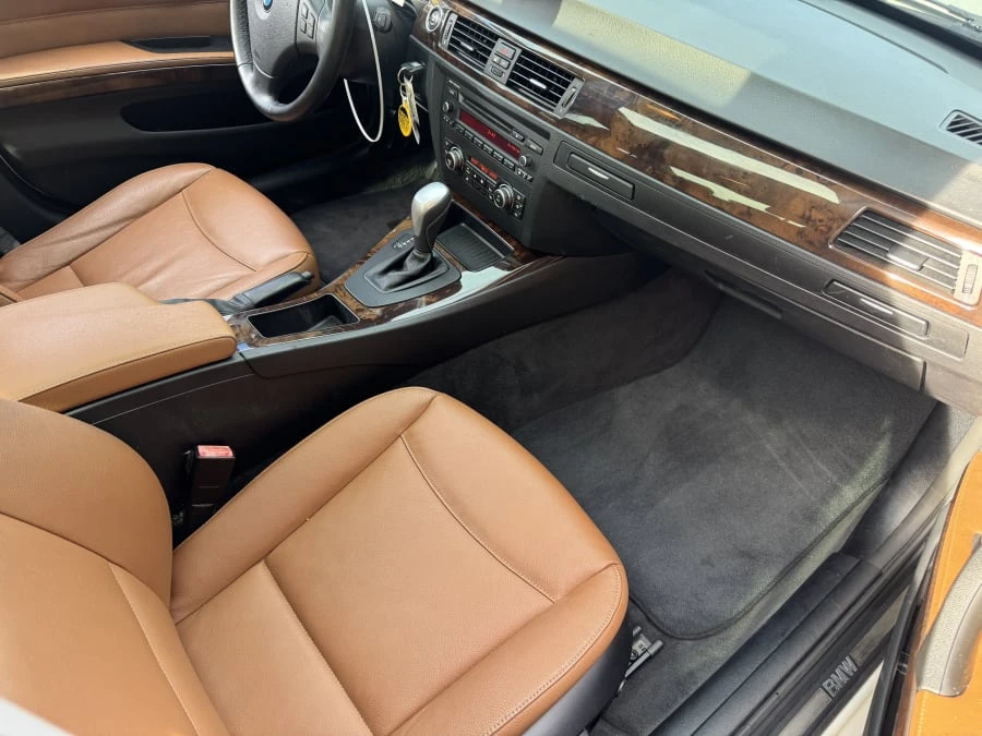 2011 BMW E90 3 Series Sedan - Image 8 of 12